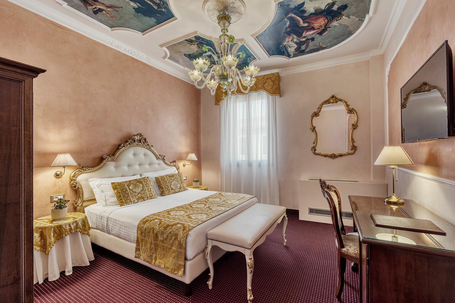 Hotel Pausania Venice Exterior photo
