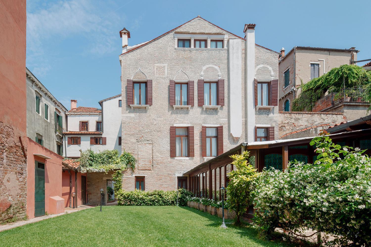 Hotel Pausania Venice Exterior photo
