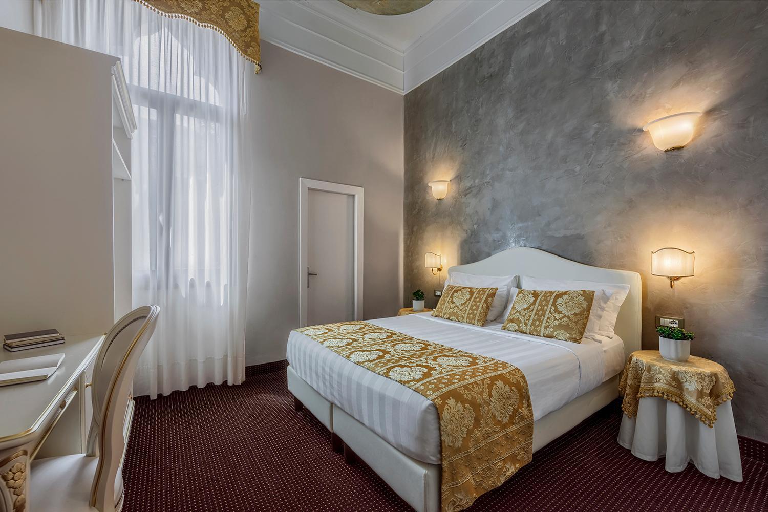 Hotel Pausania Venice Exterior photo