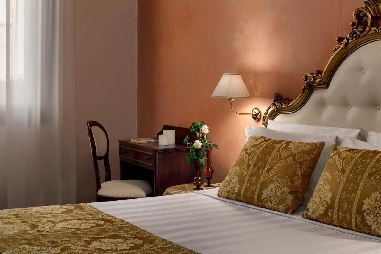 Hotel Pausania Venice Exterior photo